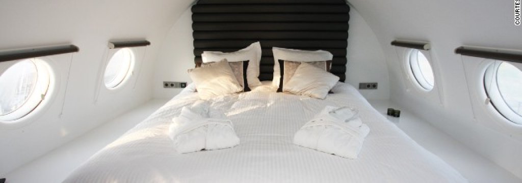 130826174237-recycled-planes-bedroom-horizontal-gallery