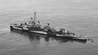 USS_William_D._Porter_(DD-579)_in_Massacre_Bay,_Attu,_on_9_June_1944_(NH_97804)