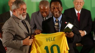 1024px-Pelé_&_Lula