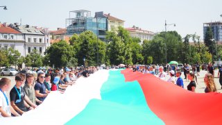 То е своеобразен контрапункт на гей прайда, който също е в събота