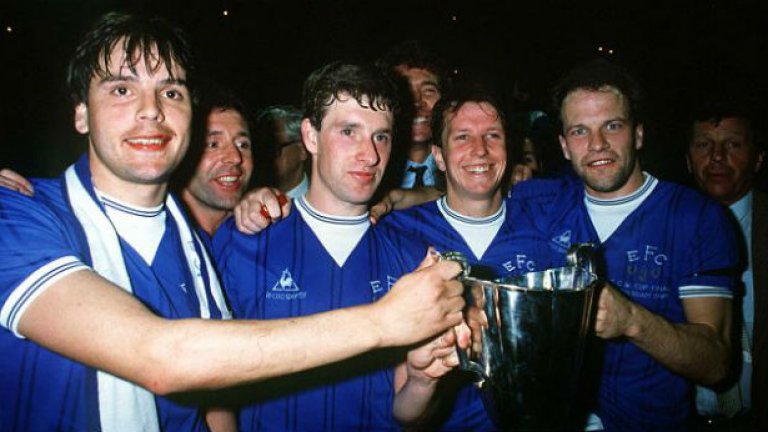 1985 г. Страховитият тим на Евертън вдига титлата, както и Купата на носителите на Купи в Европа.