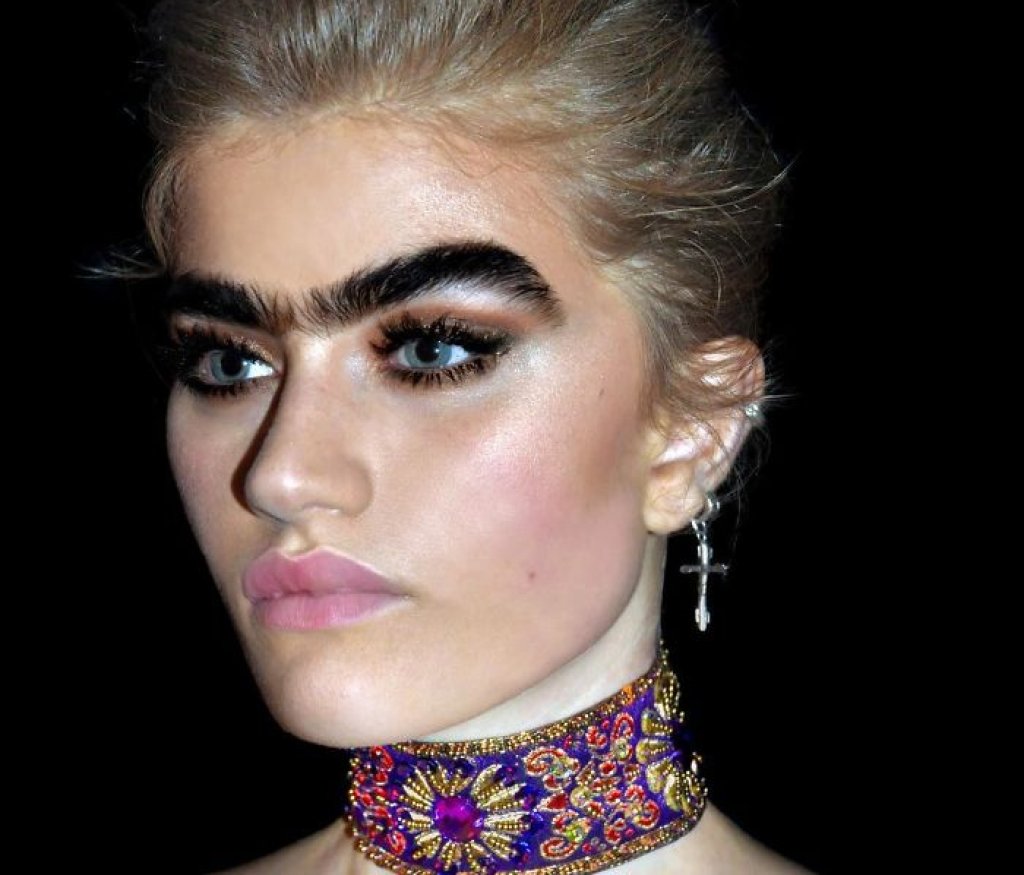 unibrow-model-sophia-hadjipanteli-15-59ba669f320ff__700