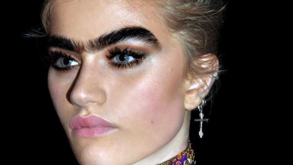 unibrow-model-sophia-hadjipanteli-15-59ba669f320ff__700