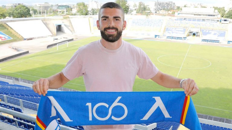 Въпреки кризата, Левски се похвали с първо чуждестранно попълнение