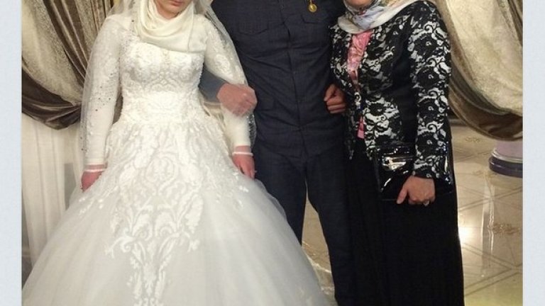 Двете жени на Гучигов се събраха на сватбата на 16 май