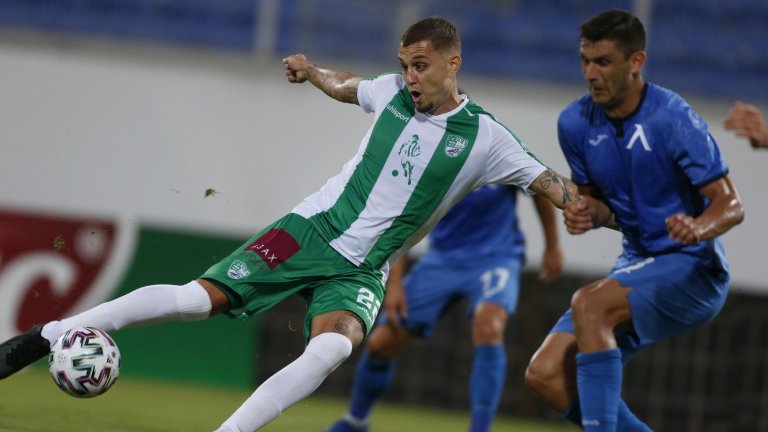 Автогол и фалстарт за Левски на "Герена"