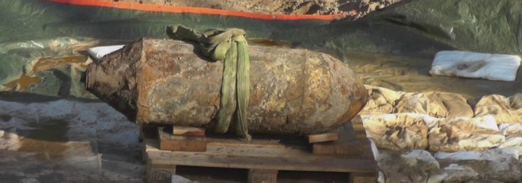 germany-russian-wwii-bomb-deactivated-in-berlin-01-jan-14