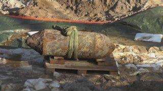 germany-russian-wwii-bomb-deactivated-in-berlin-01-jan-14
