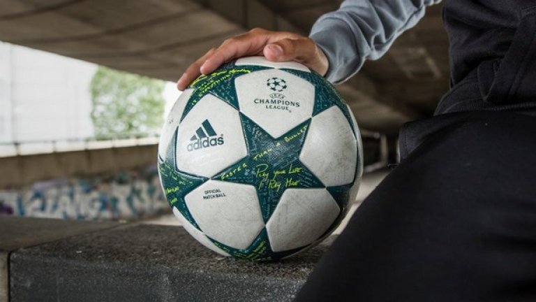 Adidas представи топката за групите на Шампионската лига