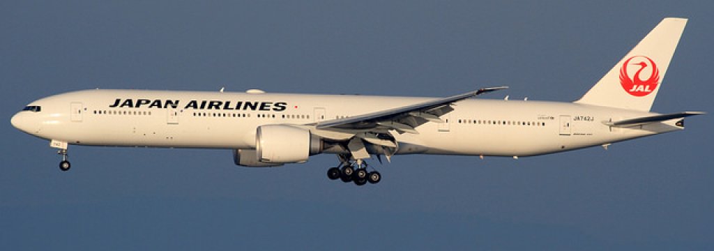 16184258629_8ae9ddb453_z japan airlines