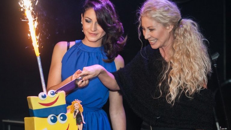 Надя и Калина, водещите на сутрешния блок на Radio Fresh!, неподражаемо забавляваха гостите, а настроението ескалира в играта с публиката.