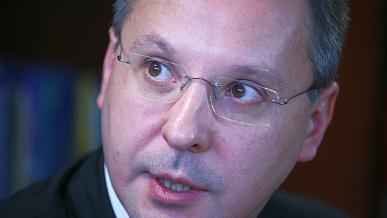Лидерът на БСП Сергей Станишев заяви пред журналисти в парламента, че няма спомен да е предлагал на президента Георги Първанов да става премиер през 2005 г.