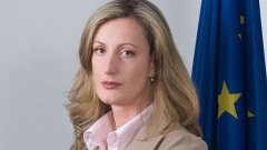 Зинаида Златанова е правосъден министър и вицепремиер 