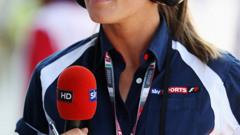 Натали Пинкхам
Въпреки че връзката им никога не е била официално потвърдена, телевизионната водеща е свързвана с Хари. Говори се, че двамата закратко са поддържали отношения през 2003 г., след което са останали приятели, когато страстите се поохладили. През 2012-а тя се омъжва за телевизионния мениджър Оуен Уелбйоф, с когото имат 2 деца. Натали, от своя страна, продължава да е репортер, отразяващ Формула 1.