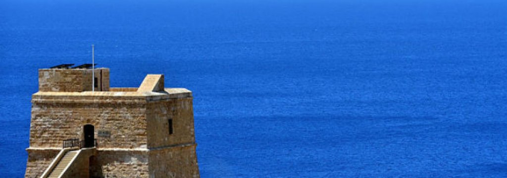 Phoenician-treasures-in-ancient-shipwreck
