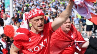 През всички мъчителни години във втора и трета дивизия, феновете не изоставиха своите любимци, преглъщаха загубите и пълнеха "Сити Граунд"