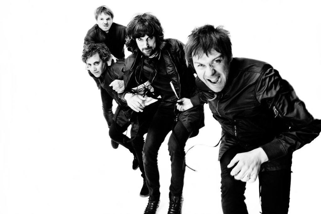 KASABIAN (3)