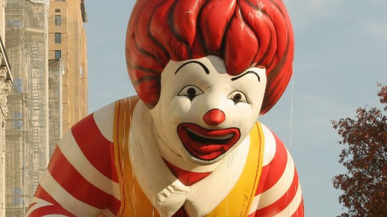 От 1 декември „Макдоналдс" спря да дава играчки с Happy Meal менютата в Сан Франциско,  заради влязлата в сила наредба в града