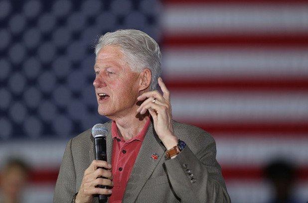 "Не съм имал сексуална връзка с тази жена" - изказване на Бил Клинтън относно отношенията му с Моника Люински. За малко да повярваме...
