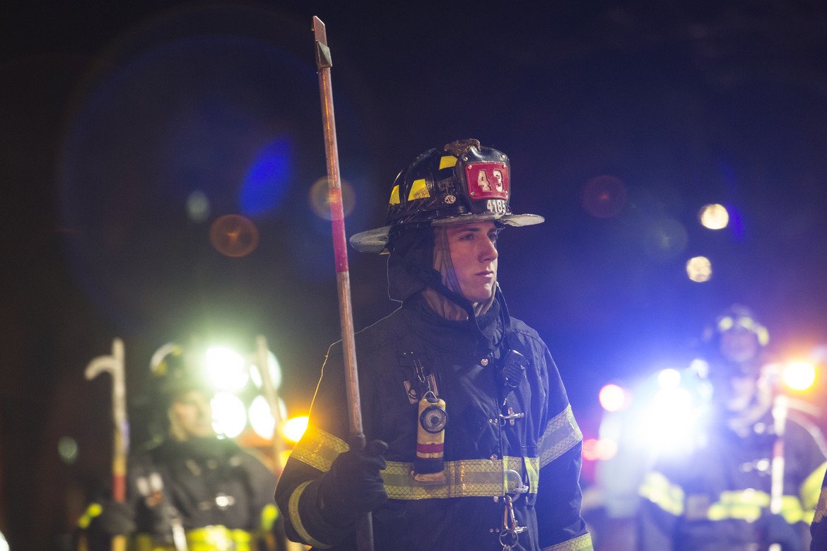 Огромен пожар в Ню Йорк взе 12 жертви