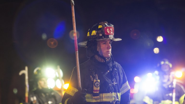 Огромен пожар в Ню Йорк взе 12 жертви
