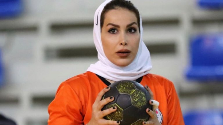 "Госпожо, мъжът ви има право да ви бие веднъж годишно!"