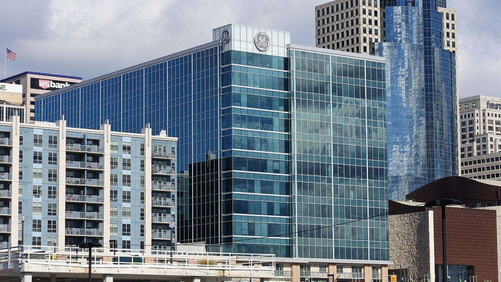 1280px-GE,_Global_Operations_Center_-_Cincinnati