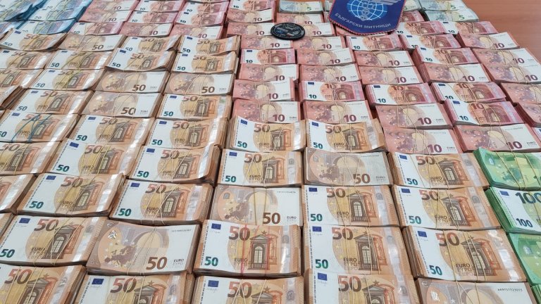 Шофьорът е задържан за 72 часа и са му повдигнати обвинения