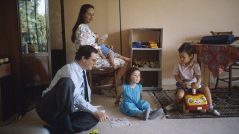 Франсоа Оланд и Сеголен Роаял с три от четирите си деца