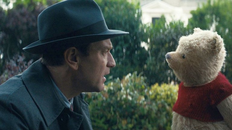 "Историята на Кристофър Робин и Мечо Пух" / Christopher Robin - 3 август
Серията игрални екранизации на култови анимации на "Дисни" продължава с "Историята на Кристофър Робин и Мечо Пух". Порасналият Кристофър Робин (Юън Макгрегър) е паднал в капана на добрата работа, заради която трябва да уволни много хора. Напрежението го кара да вижда старите си приятели - Пух, Прасчо, Тигър, Йори и компания. Така той ще се върне към истинското си аз и към семейството си. Засега реакциите към филма са доста лоши, стигащи до крайно разочарование заради клишираната захаросана история. Все пак, ако си падате по такива неща, това може да е филмът за вас. Ако не, по-добре пробвайте "Сбогом, Кристофър Робин" - той е далеч по-добър и като филм, и като близост до реалната история.