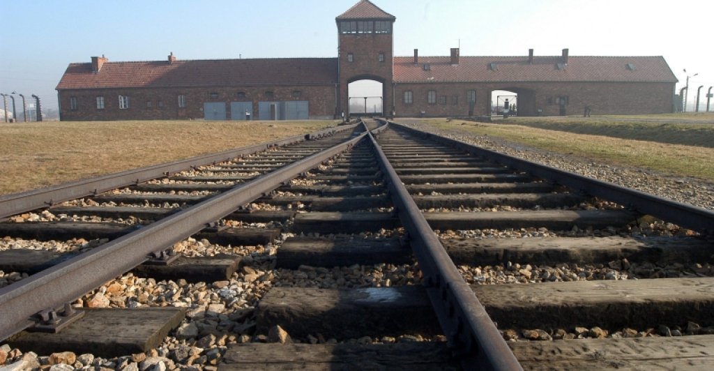 KL Birkenau Brzezinka obóz rampa