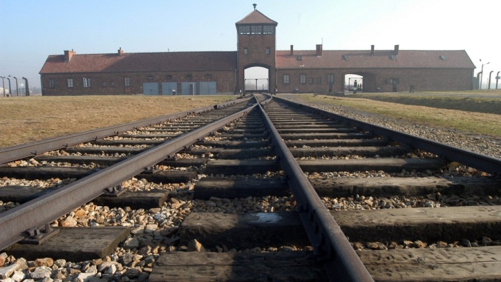 KL Birkenau Brzezinka obóz rampa