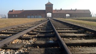 KL Birkenau Brzezinka obóz rampa