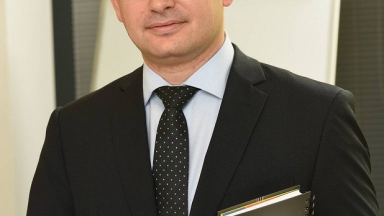 Недялко Михайлов е и новият член на Управителния съвет на банката