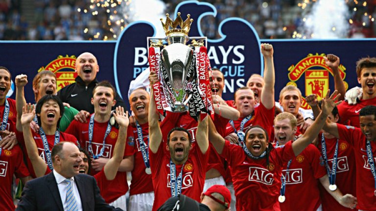 Манчестър Юнайтед - 3 години
След сър Алекс е трудно.