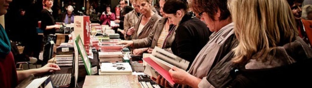 looking-at-books