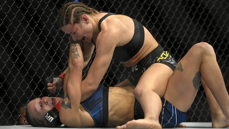 "Майната ти! Не пипай страната ми!": Украинка от UFC изригна след впечатляваща победа