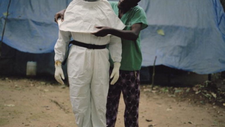 Защитното облекло, което носят екипите, Конго
