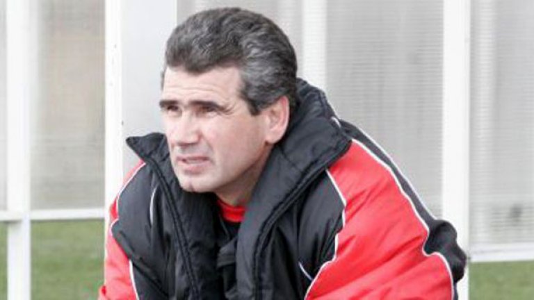 Новият треньор на ЦСКА Гьоре Йовановски взе в първия състав таланта Никола Радулович