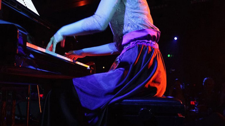 Класически случай на модерната сцена