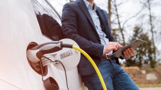 Kакво трябва да знаете, преди да закупите електромобил