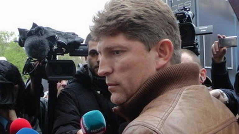 Постоянните вопли на Стойчо Стоилов показват само едно - че в ЦСКА-София не могат да губят с достойнство