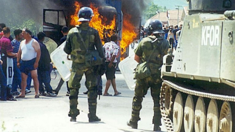 Миналия октомври Ердоган се забърка в дипломатически скандал със Сърбия, след като заяви по време на открита среща в Призрен, че „Косово е Турция" и „народът на Косово и Турция принадлежат на една и съща държава"