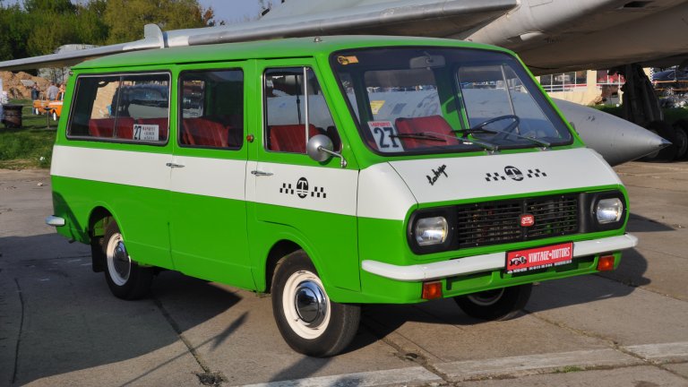RAF 2203 "Латвия"