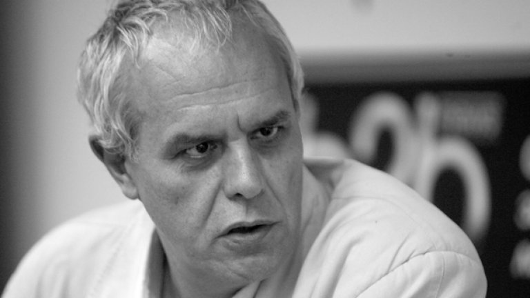 Андрей Райчев: Имаме забогатяване, което не само не намалява страданието на българина - бел.р.), но и го увеличава. Затова проблемът е класовото разслоение, а не бедността...
