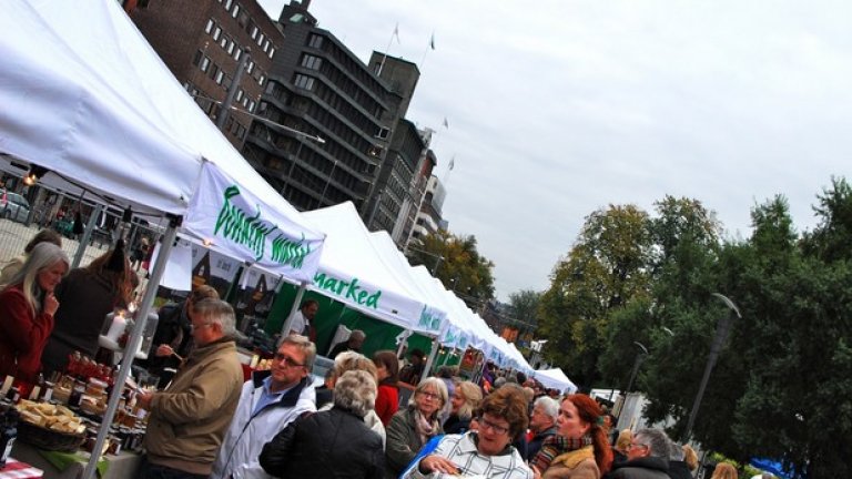 Норвежският фестивал Matstreif се провежда в Осло. Около 200 щанда ще предложат най-разнообразна храна - от палачинки до риба ракфиск (местния деликатес) на 11 и 12 септември, 2015-година
