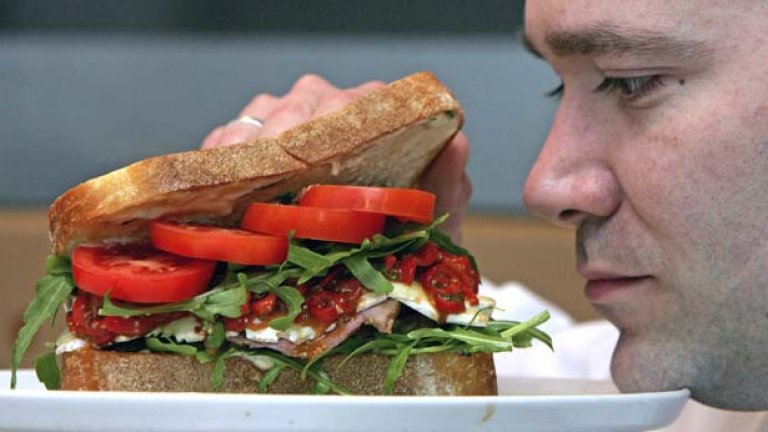 Aмериканските вегетарианци средно изяждат по една порция месо на ден. На какво се дължи това и доколко е устойчива вегетарианската диета във времето?