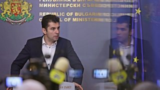 Кирил Петков поздрави МВнР за работата, Русия се закани за отговор, а Нинова се обяви против този акт