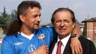 Той доведе Баджо и Пеп, по носа му имаше бял прах и не го слушаше главата, но всички го обичаха