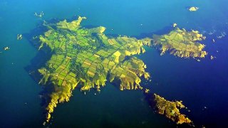 1280px-Sark-aerial